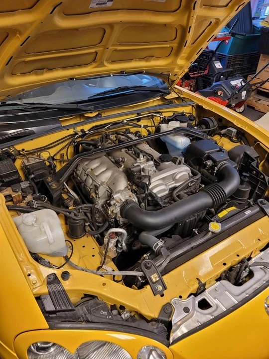 2002 Mazda NB MX-5 Miata - Image 3 of 11