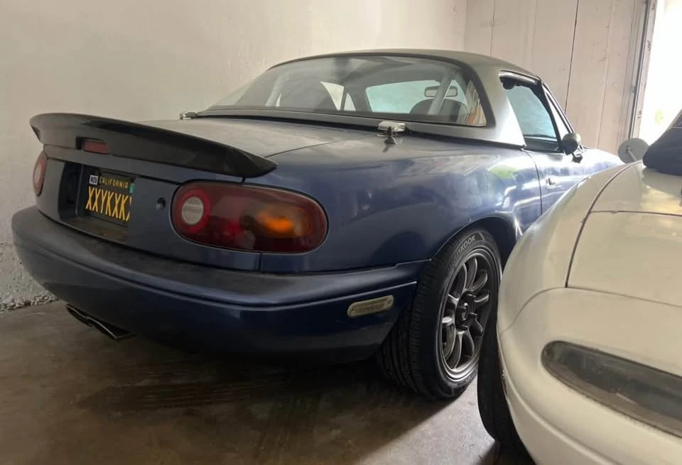 2002 Mazda NB MX-5 Miata - Image 5 of 6