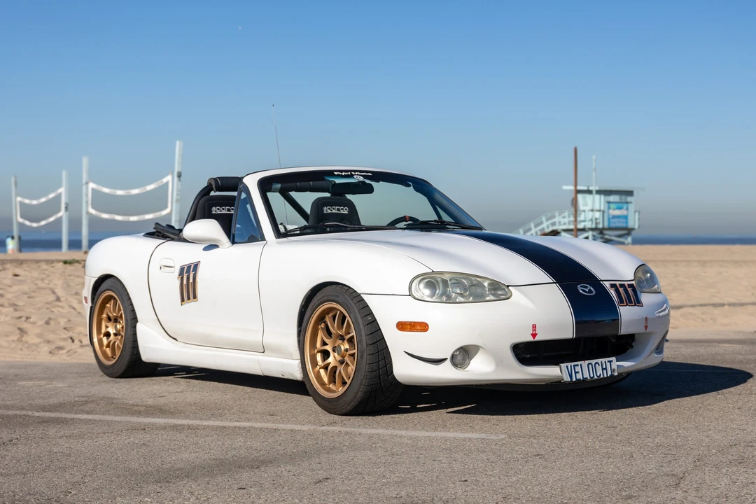2002 Mazda NB MX-5 Miata - Image 19 of 31