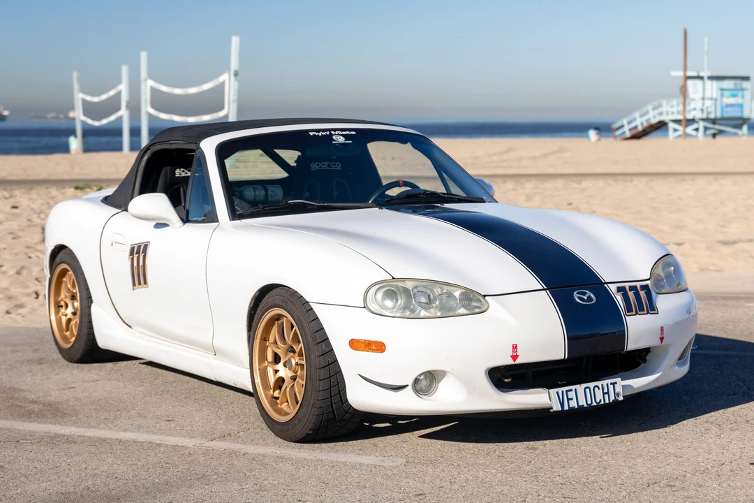 2002 Mazda NB MX-5 Miata - Image 11 of 31