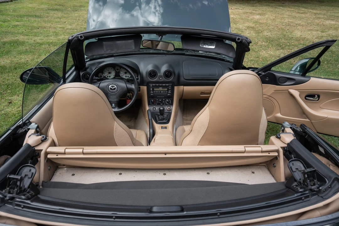 2002 Mazda NB MX-5 Miata - Image 25 of 31