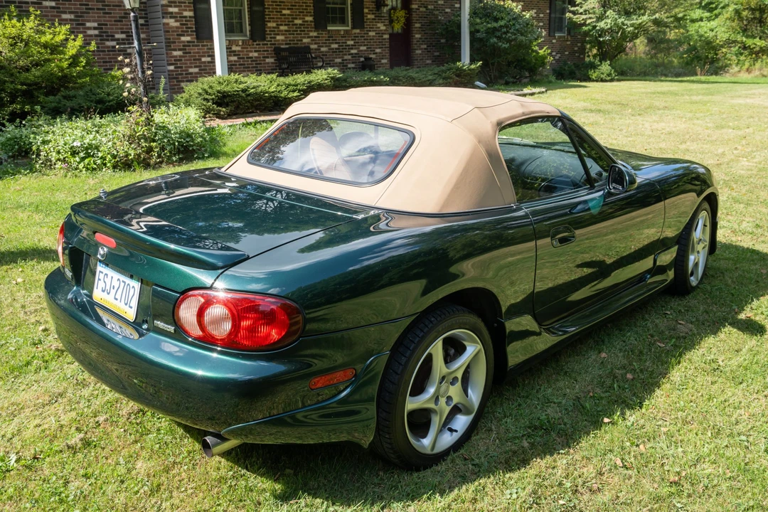2002 Mazda NB MX-5 Miata - Image 4 of 31