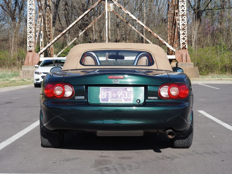 2002 Mazda NB MX-5 Miata - Image 7 of 31
