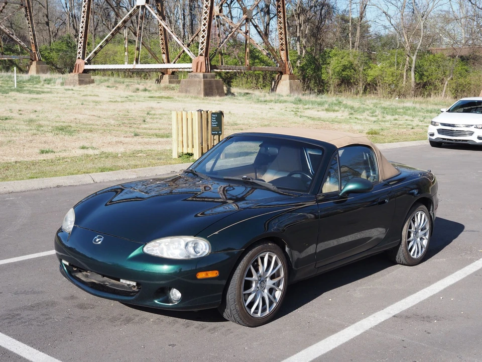 2002 Mazda NB MX-5 Miata - Image 2 of 31