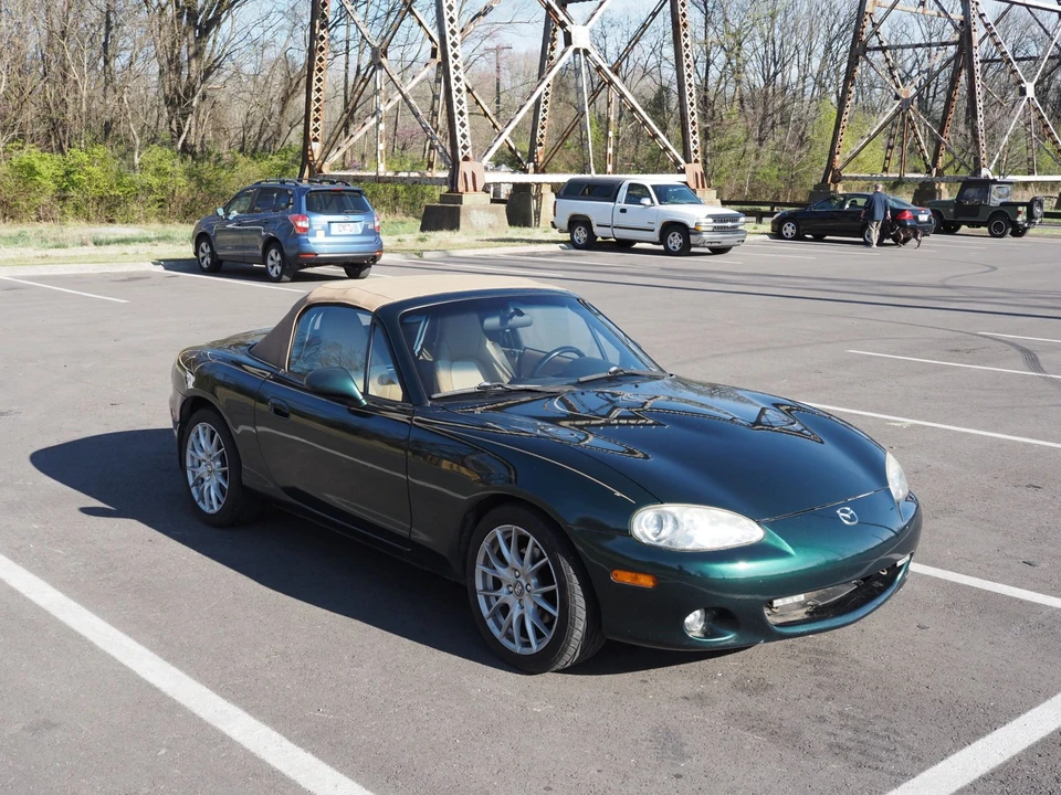 2002 Mazda NB MX-5 Miata - Image 13 of 31