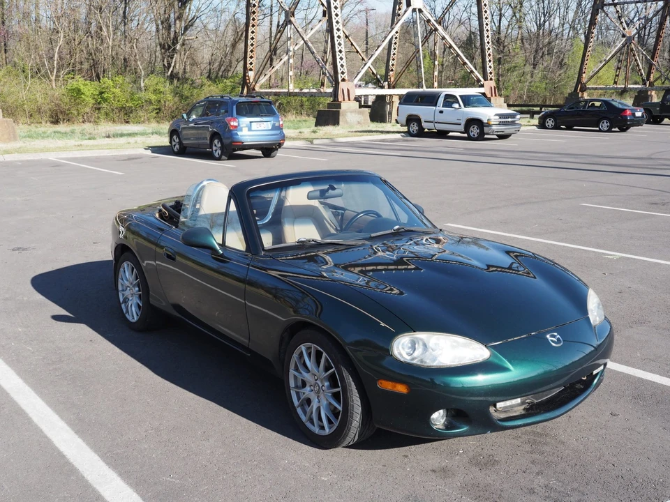 2002 Mazda NB MX-5 Miata - Image 26 of 31