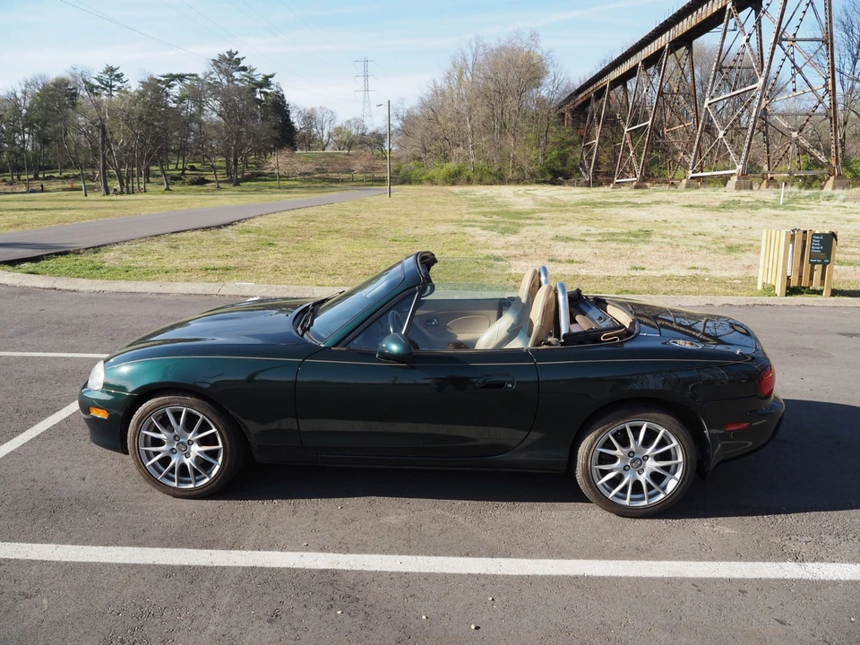 2002 Mazda NB MX-5 Miata - Image 18 of 31