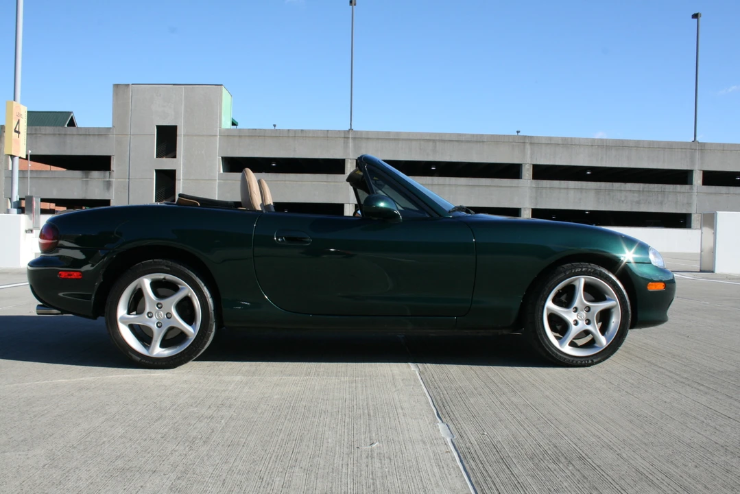 2002 Mazda NB MX-5 Miata - Image 6 of 31