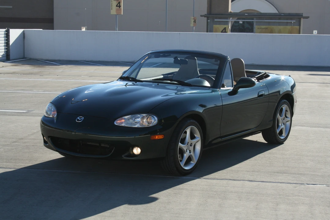 2002 Mazda NB MX-5 Miata - Image 16 of 31