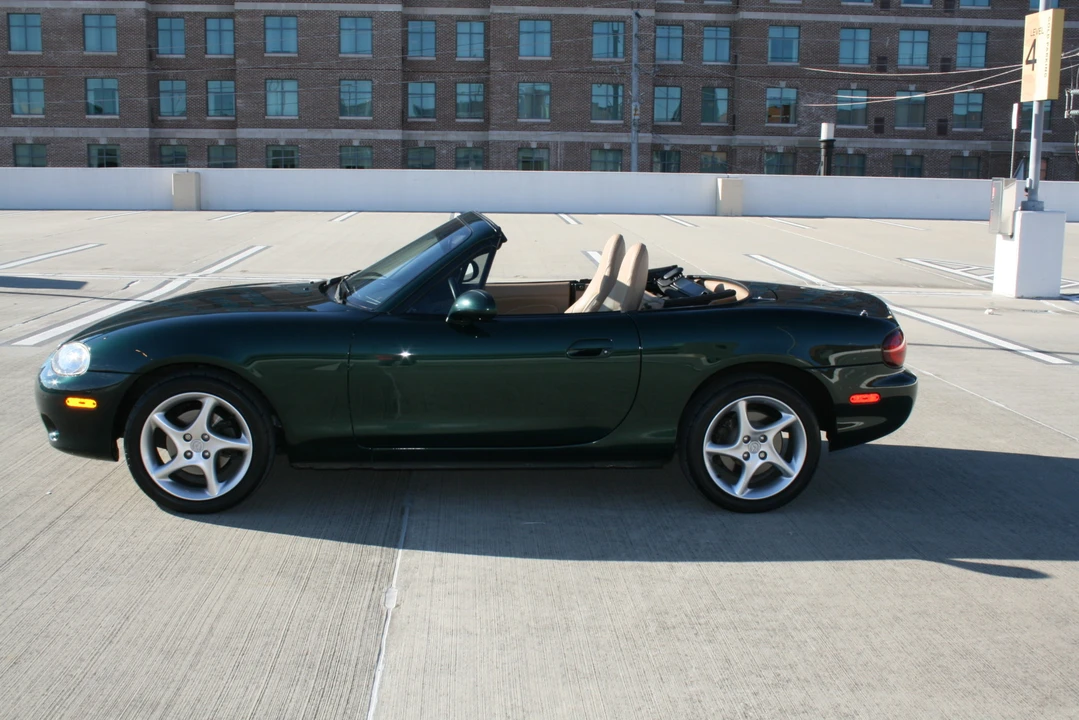 2002 Mazda NB MX-5 Miata - Image 13 of 31