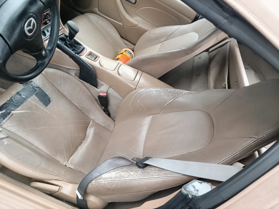 2002 Mazda NB MX-5 Miata - Image 9 of 18