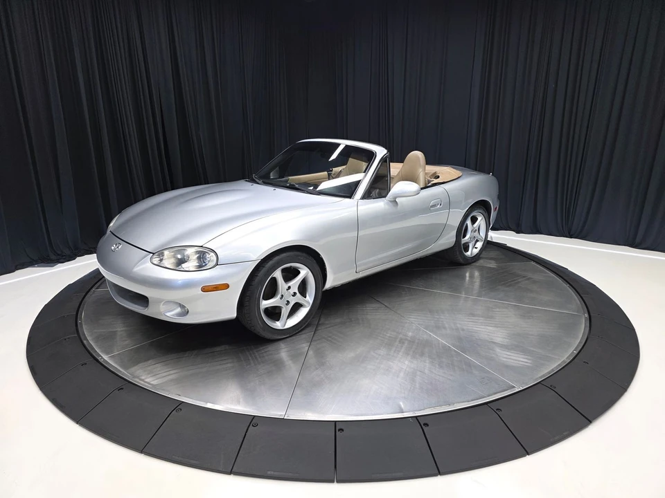 2002 Mazda NB MX-5 Miata - Image 9 of 31