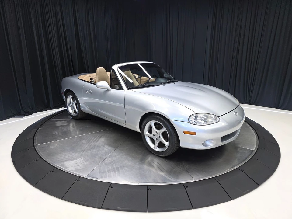 2002 Mazda NB MX-5 Miata - Image 15 of 31