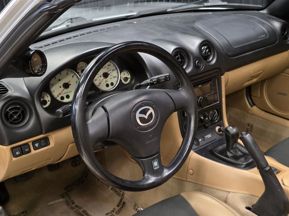 2002 Mazda NB MX-5 Miata - Image 21 of 31