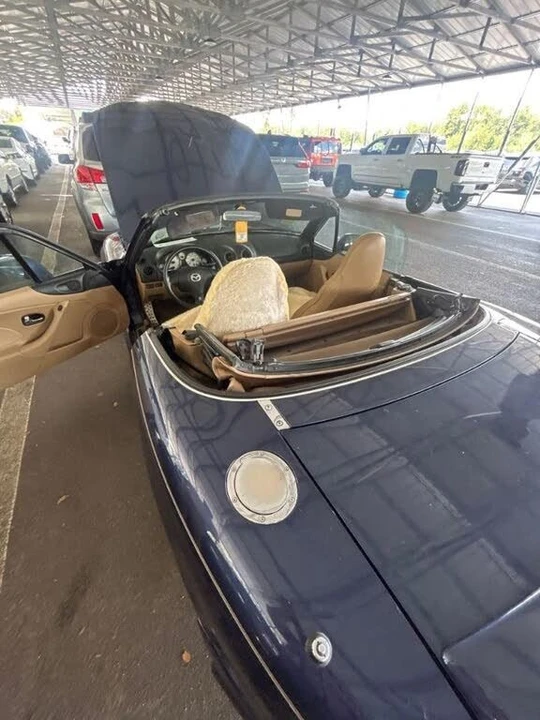 2002 Mazda NB MX-5 Miata - Image 16 of 16