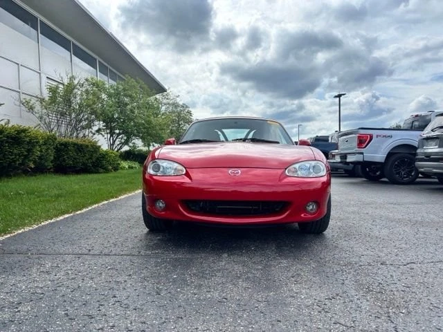 2002 Mazda NB MX-5 Miata - Image 2 of 11