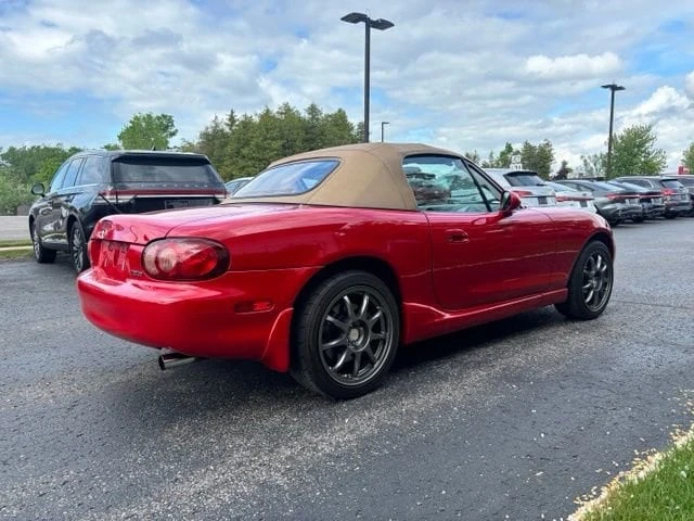 2002 Mazda NB MX-5 Miata - Image 4 of 11
