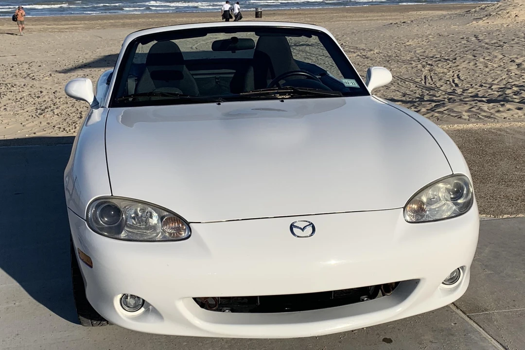 2002 Mazda NB MX-5 Miata - Image 2 of 9