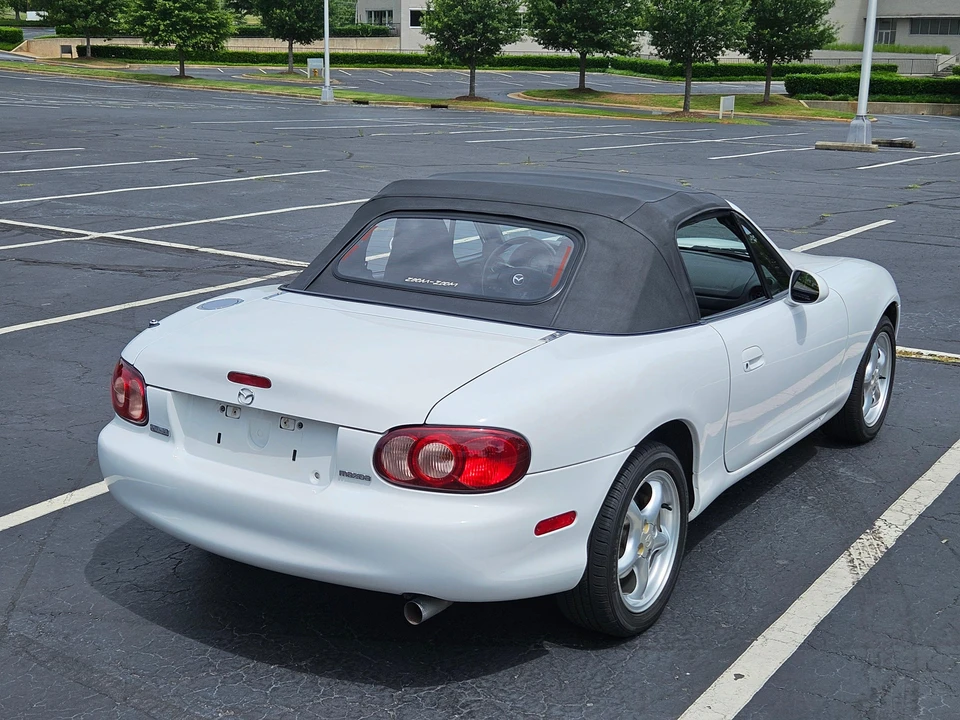 2002 Mazda NB MX-5 Miata - Image 29 of 31
