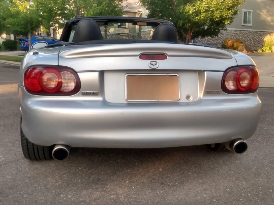 2002 Mazda NB MX-5 Miata - Image 16 of 20