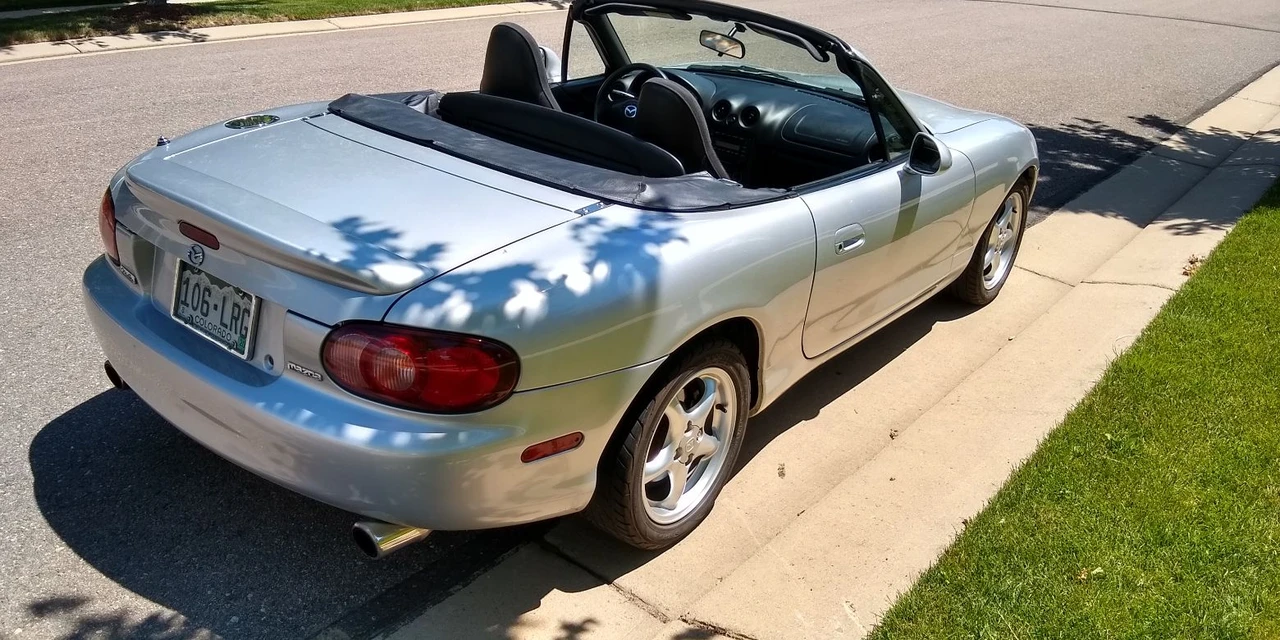 2002 Mazda NB MX-5 Miata - Image 19 of 20