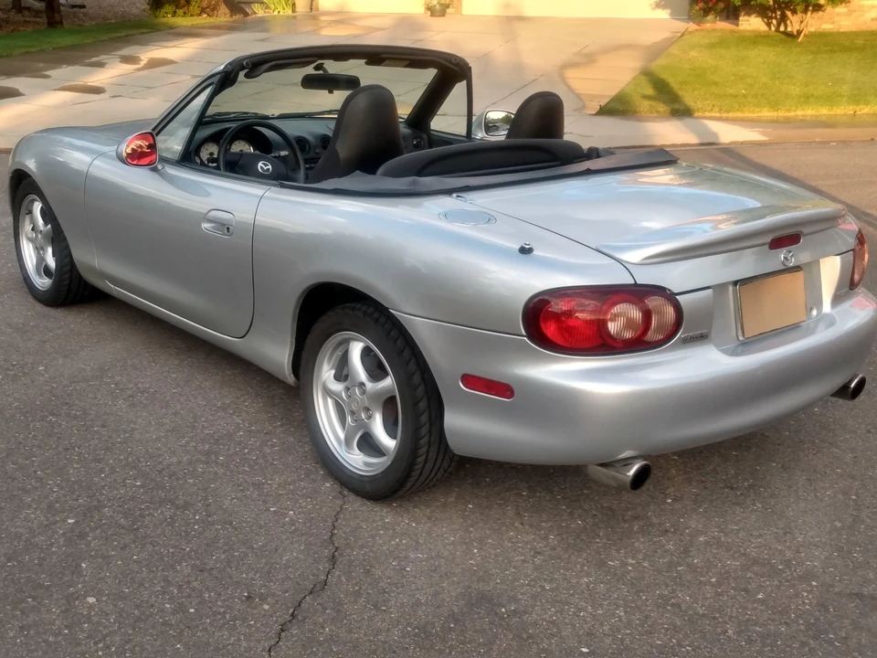 2002 Mazda NB MX-5 Miata - Image 3 of 20
