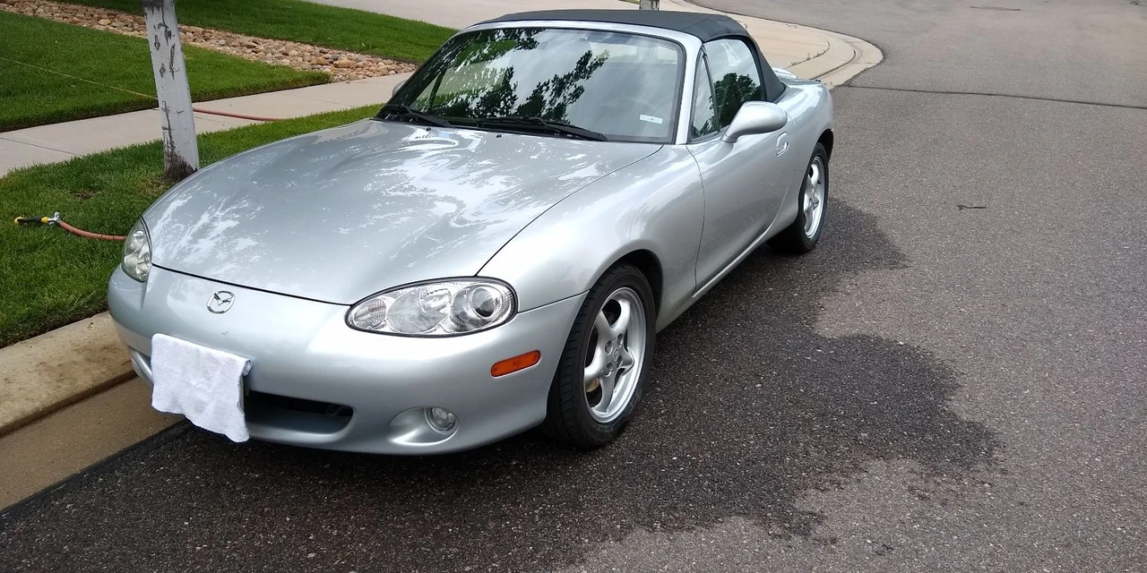 2002 Mazda NB MX-5 Miata - Image 5 of 20