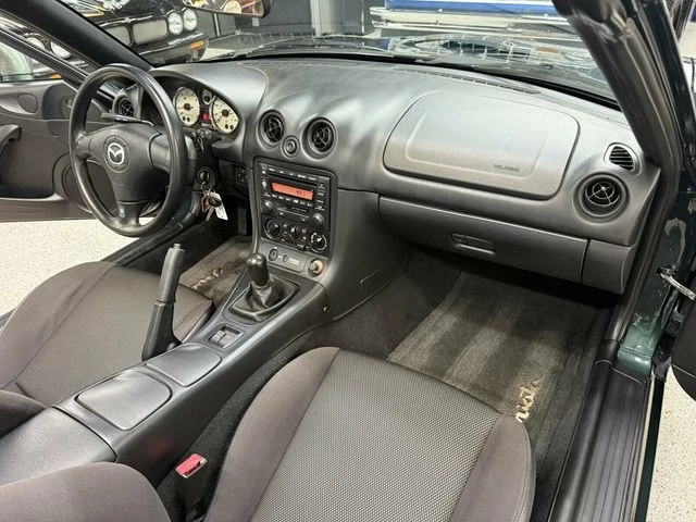 2002 Mazda NB MX-5 Miata - Image 16 of 31