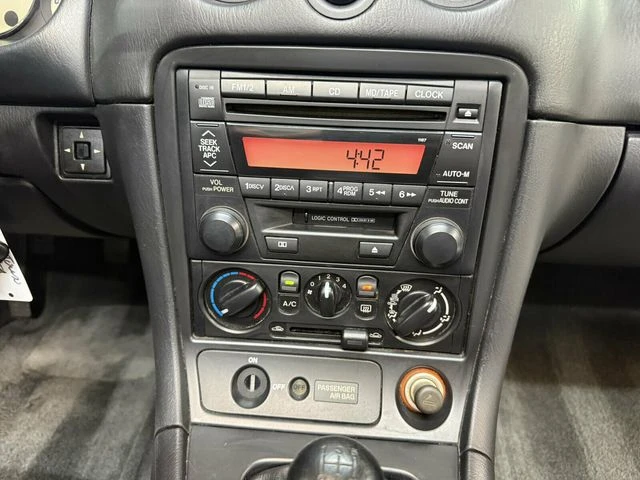 2002 Mazda NB MX-5 Miata - Image 18 of 31