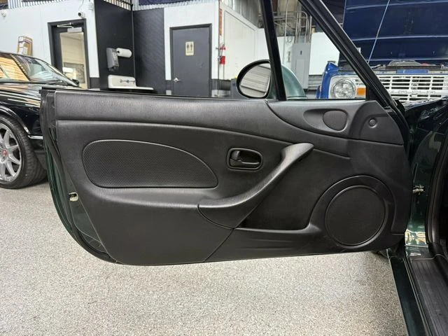 2002 Mazda NB MX-5 Miata - Image 22 of 31