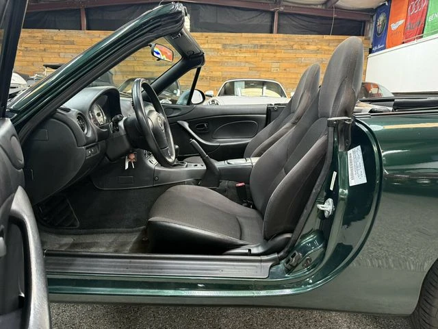 2002 Mazda NB MX-5 Miata - Image 23 of 31