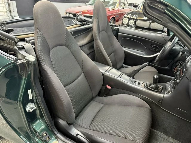 2002 Mazda NB MX-5 Miata - Image 28 of 31