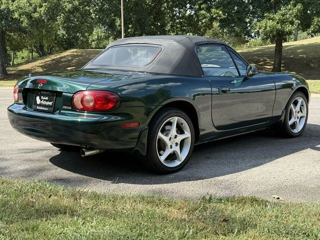 2002 Mazda NB MX-5 Miata - Image 4 of 31