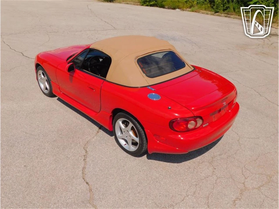 2002 Mazda NB MX-5 Miata - Image 16 of 31