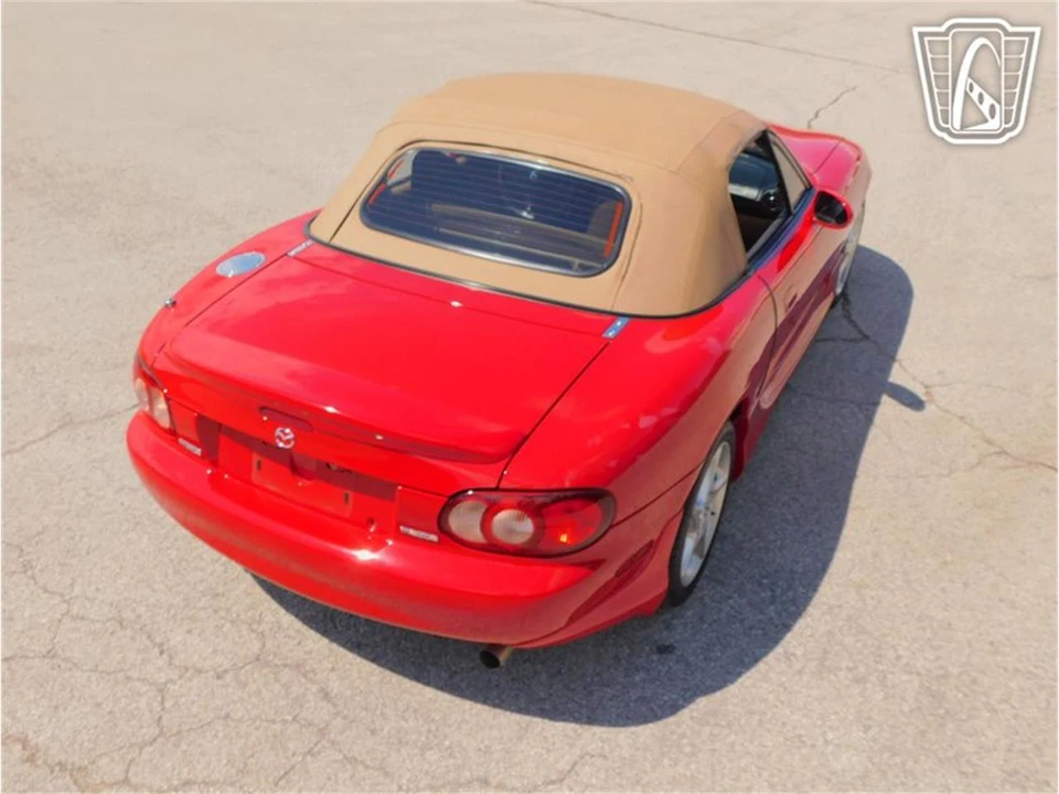2002 Mazda NB MX-5 Miata - Image 23 of 31