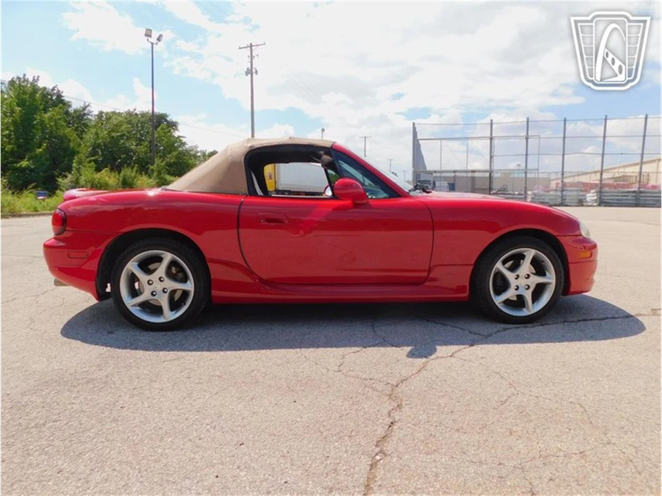 2002 Mazda NB MX-5 Miata - Image 30 of 31