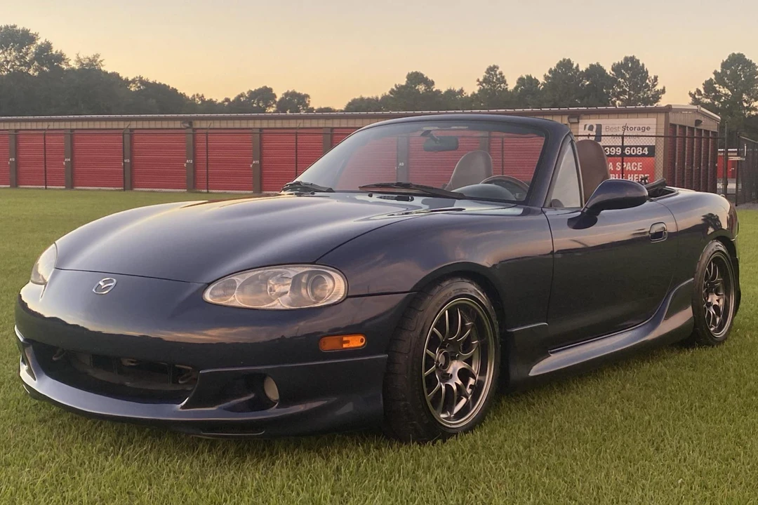 2002 Mazda NB MX-5 Miata - Image 8 of 31