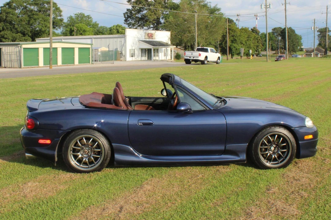 2002 Mazda NB MX-5 Miata - Image 3 of 31