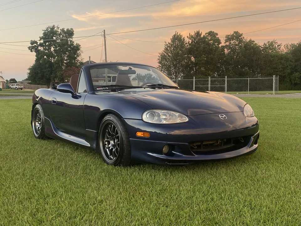 2002 Mazda NB MX-5 Miata - Image 16 of 31