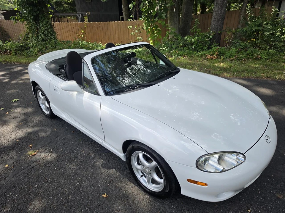 2002 Mazda NB MX-5 Miata - Image 12 of 31