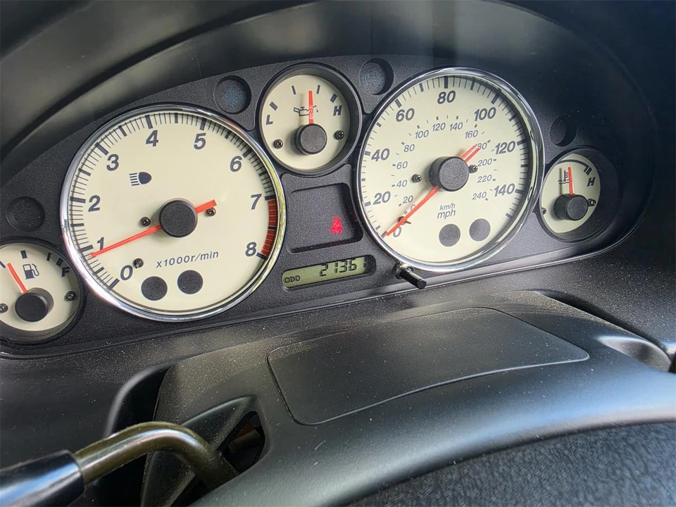 2002 Mazda NB MX-5 Miata - Image 24 of 31