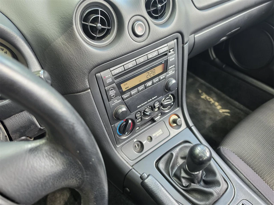 2002 Mazda NB MX-5 Miata - Image 25 of 31