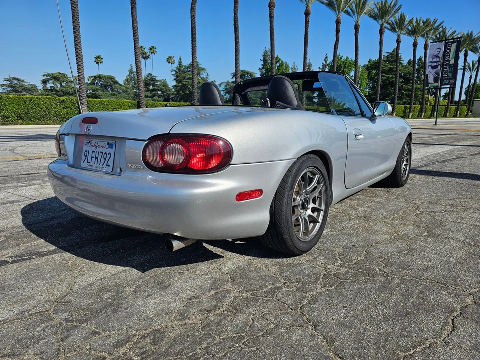 2002 Mazda NB MX-5 Miata - Image 11 of 24