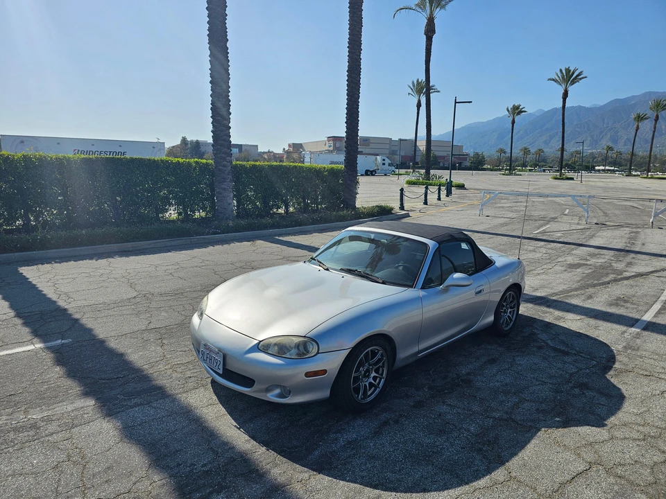 2002 Mazda NB MX-5 Miata - Image 14 of 24