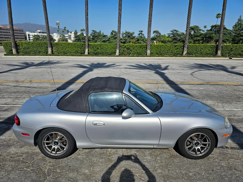 2002 Mazda NB MX-5 Miata - Image 21 of 24