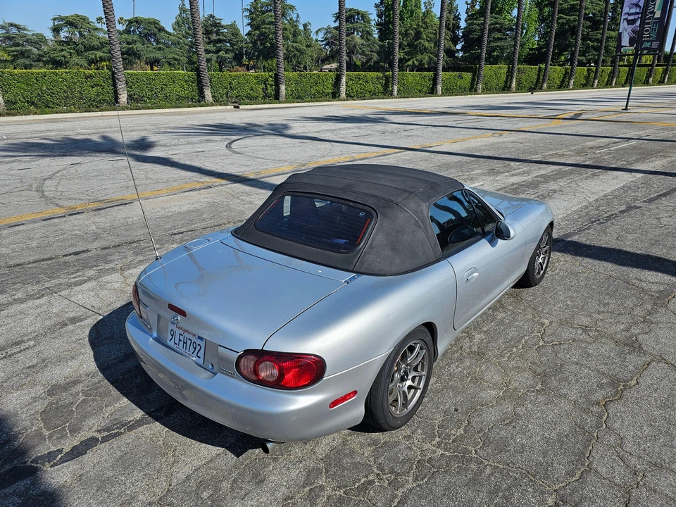 2002 Mazda NB MX-5 Miata - Image 19 of 24