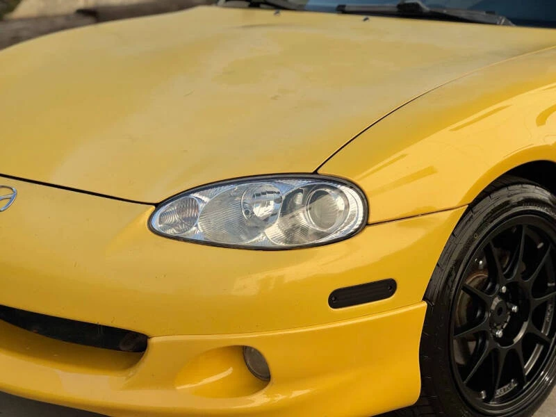 2002 Mazda NB MX-5 Miata - Image 2 of 25