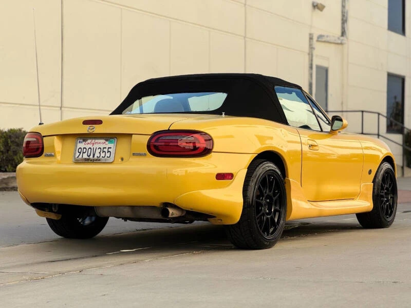 2002 Mazda NB MX-5 Miata - Image 8 of 25