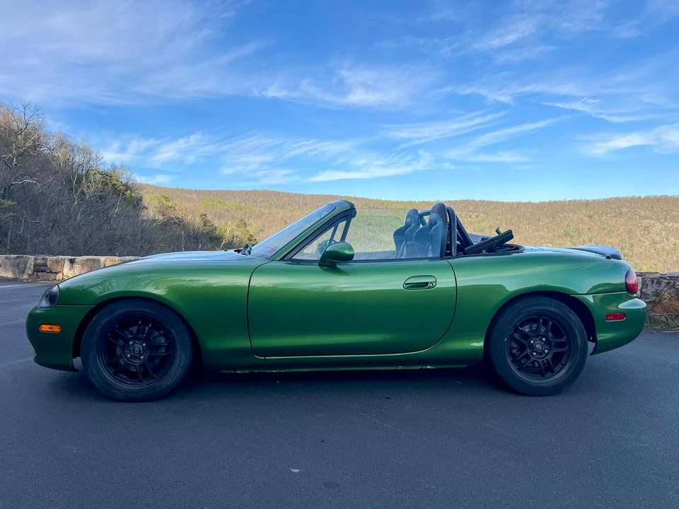 2002 Mazda NB MX-5 Miata - Image 16 of 31