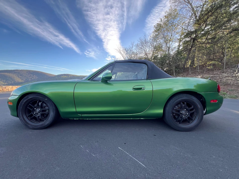 2002 Mazda NB MX-5 Miata - Image 14 of 31